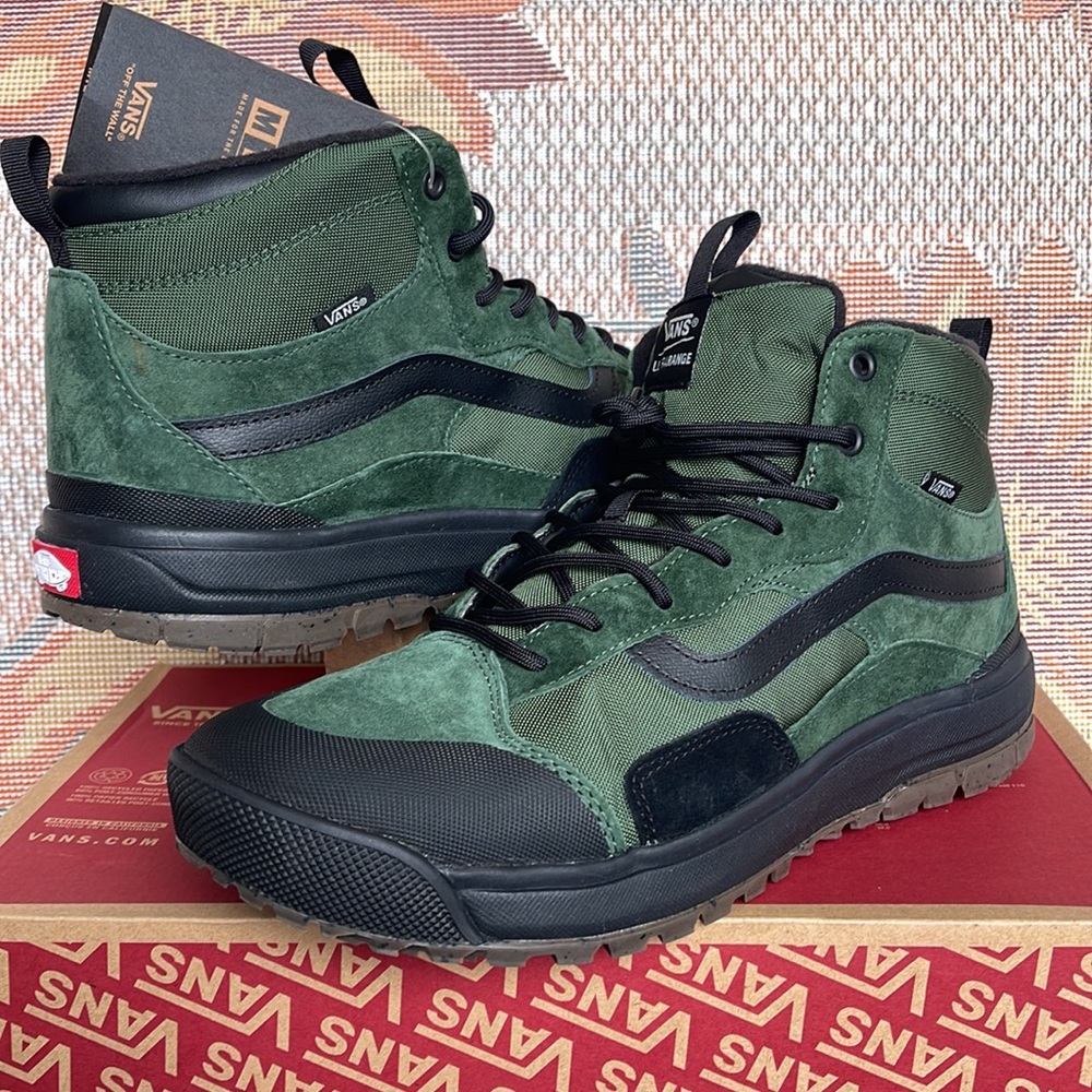 Vans WMNS Ultrarange Exo
Mountain View
VN0A5KS5BD6
Sneakers Boots